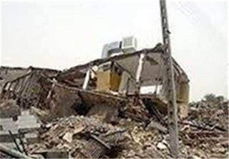 ریزش ساختمان قدیمی در شهرک ولیعصر، زیرآوار ماندن یک کارگر