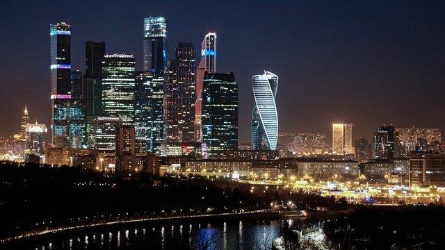 رشد مالی روسیه نصف شد