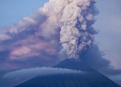 فوران کوه آتشفشانی معروف در اندونزی