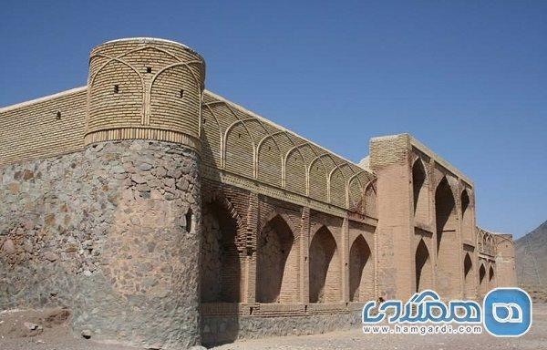 کاروانسرای بلاباد یکی از بناهای تاریخی استان اصفهان است