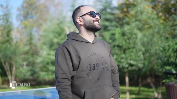 بررسی هودی مردانه نوزده نودیک مدل GK1931 Gr؛ خوش دوخت و زیبا آنالیز هودی مردانه نوزده نودیک مدل GK1931 Gr؛ خوش دوخت و زیبا